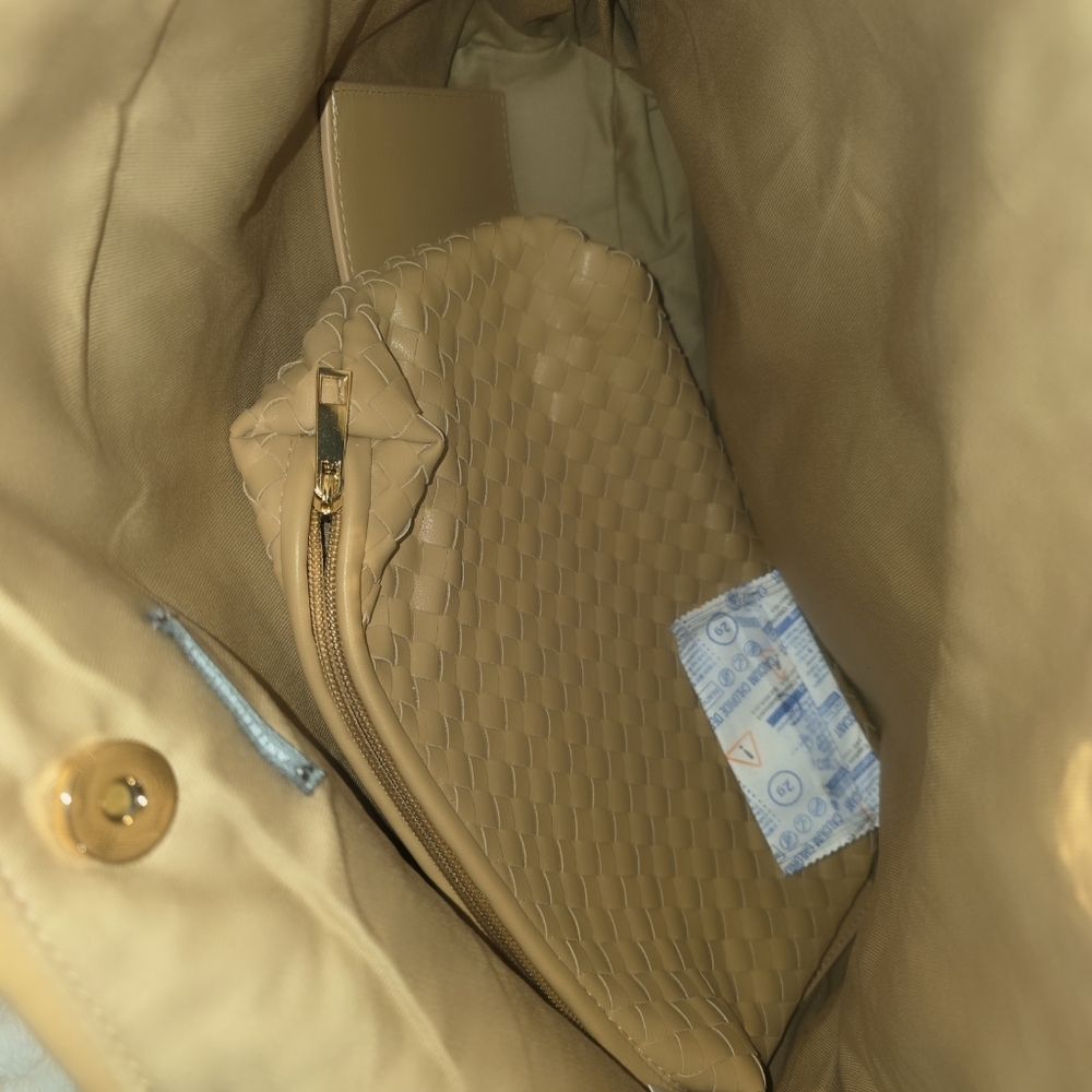 The Love Knot Slouchy Bag - Picture 6 of 7